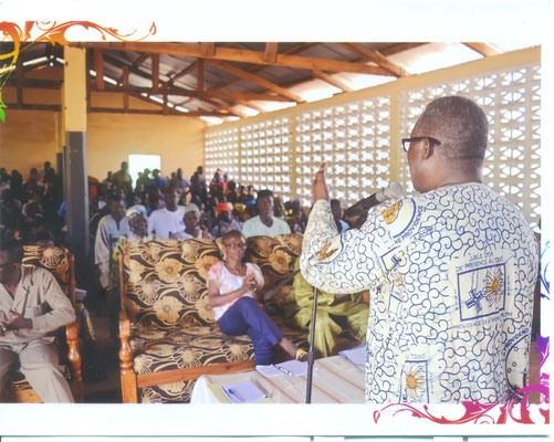 Discours devant l’assemblée