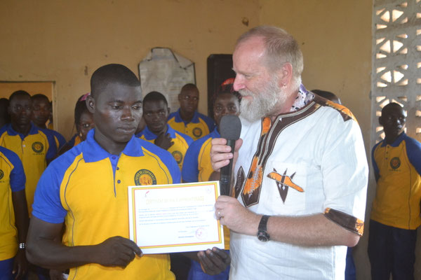 Remise d’un certificat