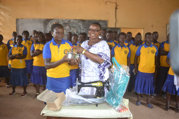 Remise d’un kit professionnel