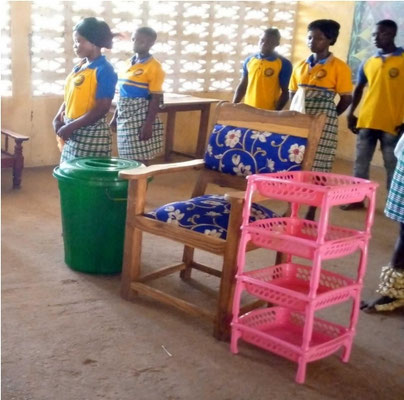 Brouettes et poubelles offertes