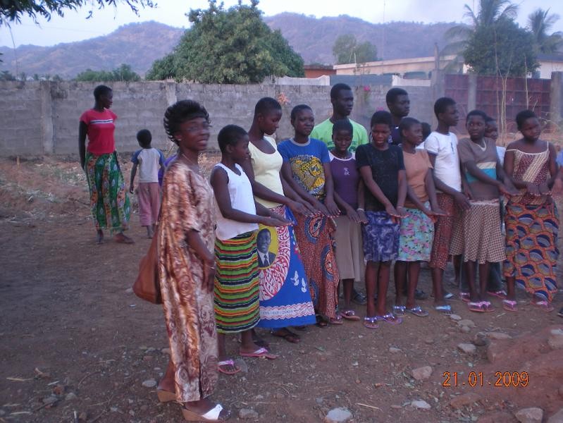Enfants au coucher du soleil