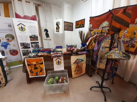 Stand d’Enfants-Kara au marché de Noël