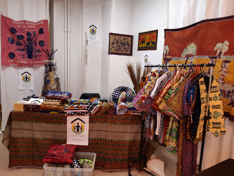 Stand d’artisanat au marché de Noël