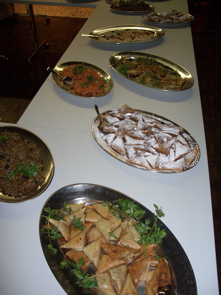 Buffet de plats cuisinés